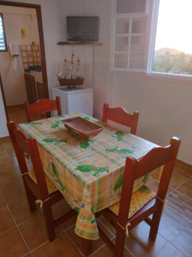 Au Jardin Fleuri Διαμέρισμα Sainte-Anne Εξωτερικό φωτογραφία