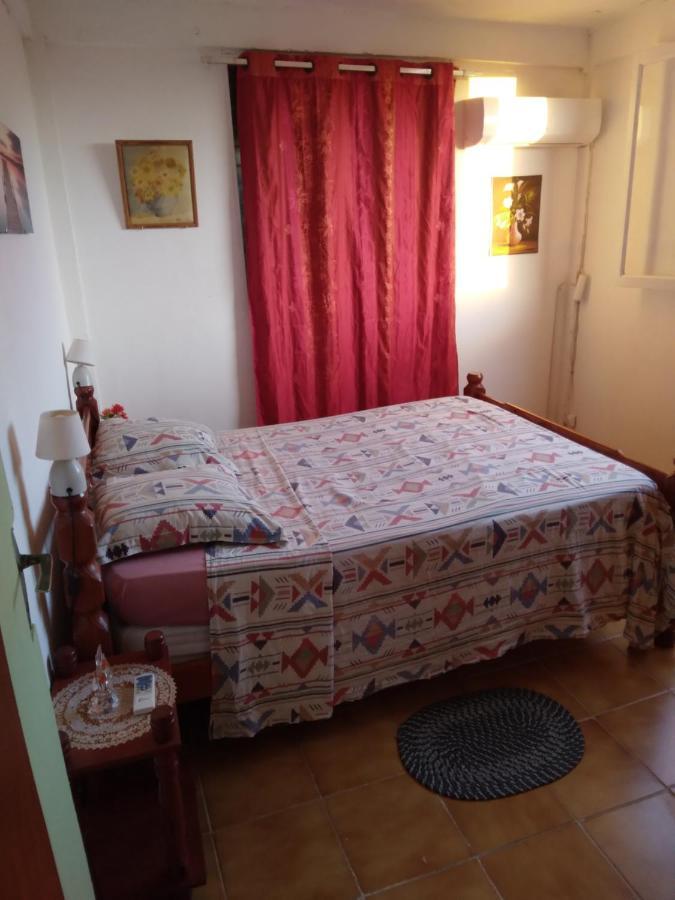 Au Jardin Fleuri Διαμέρισμα Sainte-Anne Εξωτερικό φωτογραφία